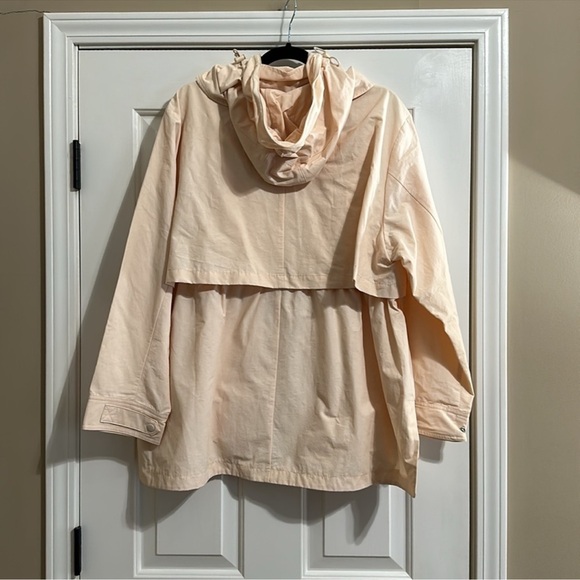 J. Crew Perfect Lightweight Jacket in Champagne (Creamy Peach) - Picture 4 of 6